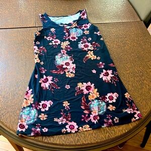 Navy blue sundress with flowers 💐